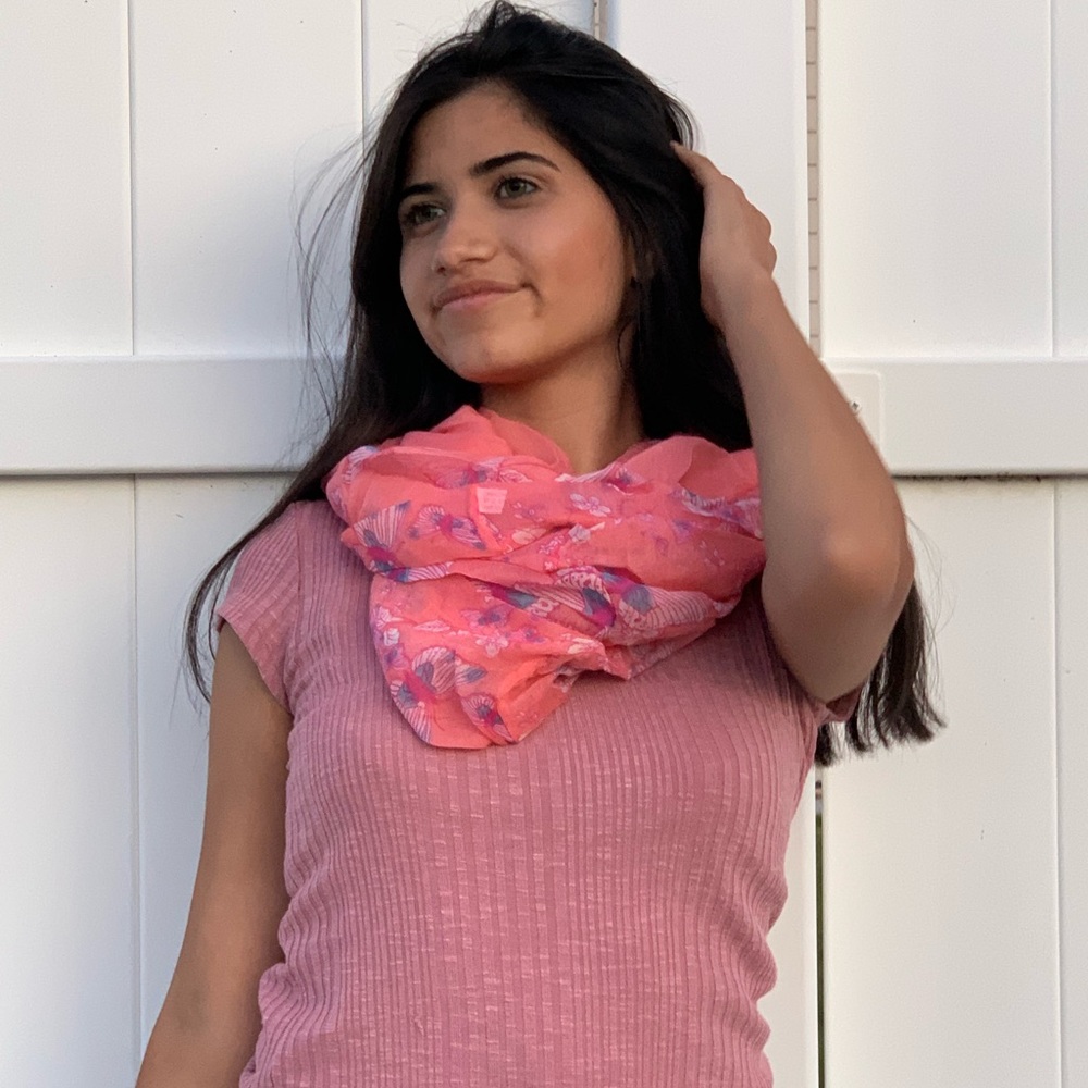 Cute scarf
